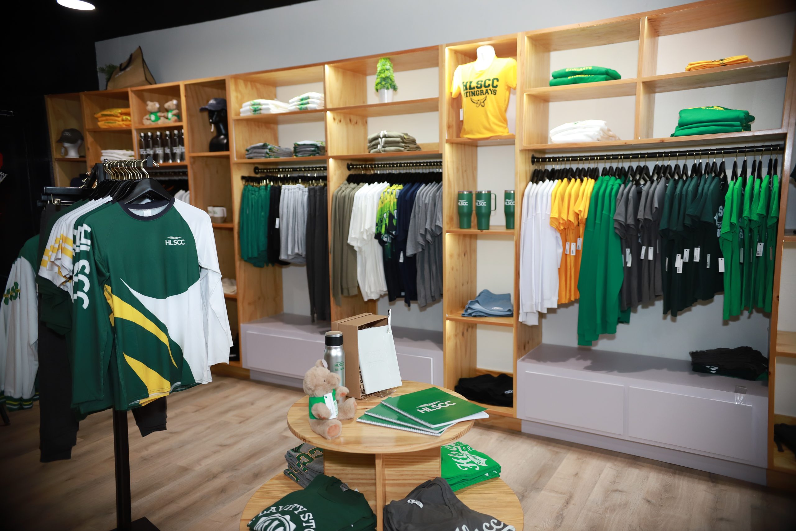 Inside the HLSCC Campus Store
